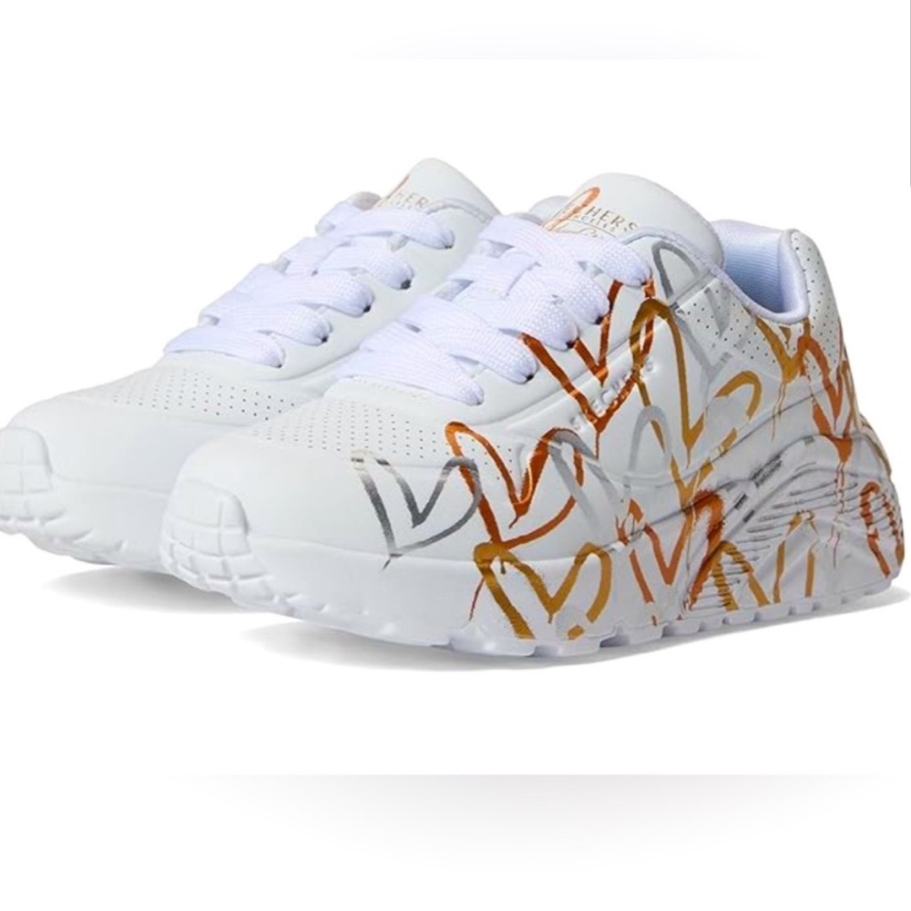 Sketchers gold heart sneakers